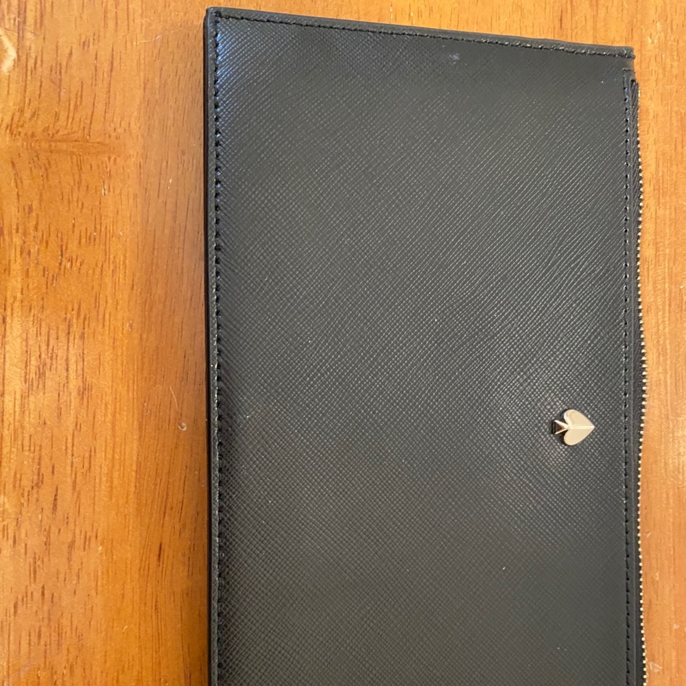kate spade wristlet